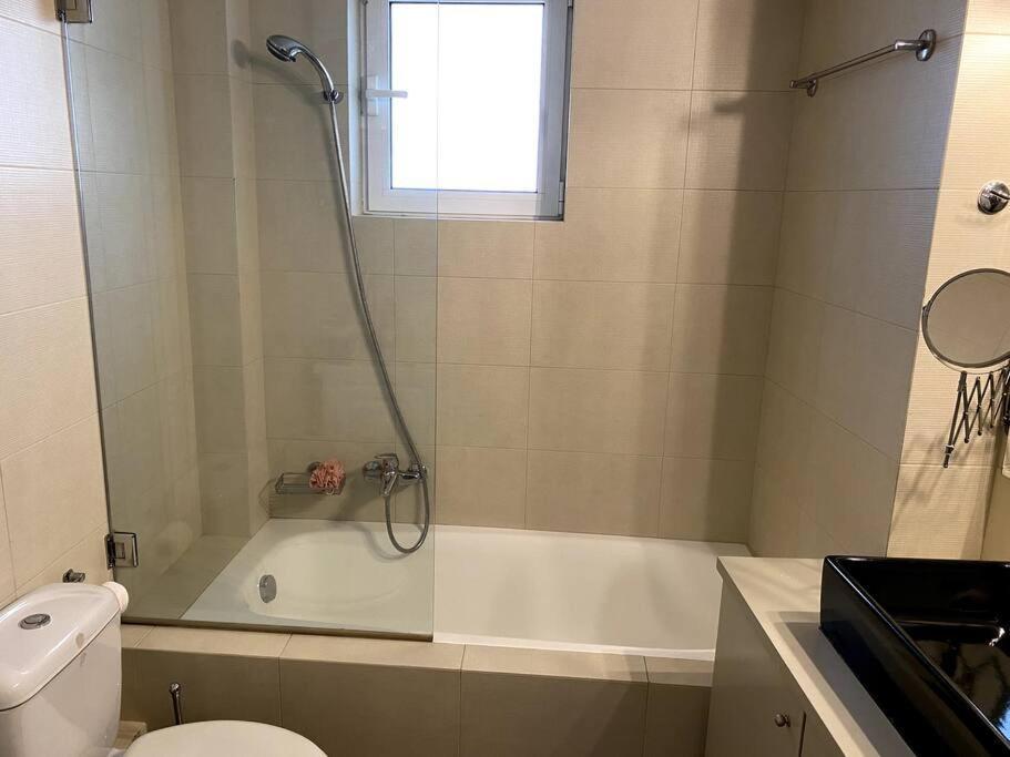 Spacious And Sunkissed 3Br & 2 Bathrooms Apartment Ateny Zewnętrze zdjęcie