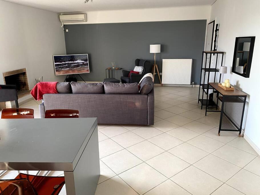 Spacious And Sunkissed 3Br & 2 Bathrooms Apartment Ateny Zewnętrze zdjęcie